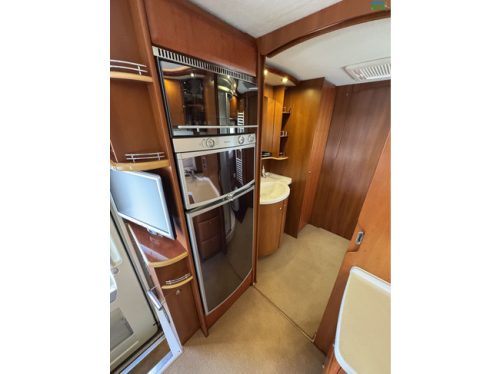 Concorde Charisma 890M photo: 18