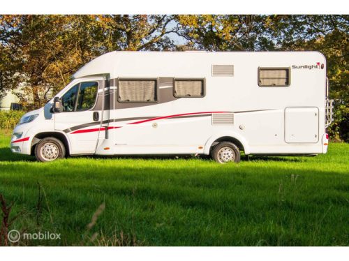 Sunlight T67 Single beds and Pop-top roof photo: 4