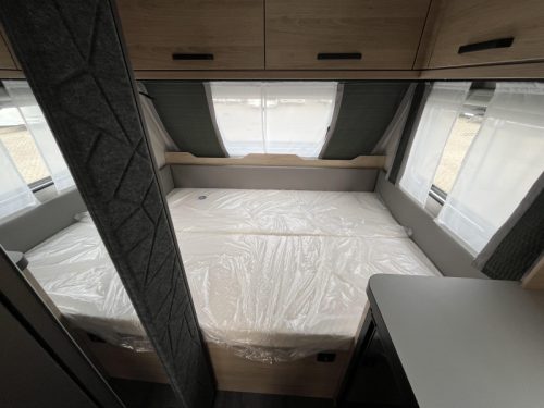 Weinsberg CaraOne 420 QD Foto: 7