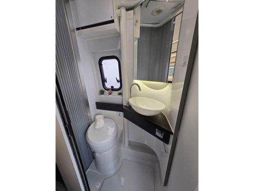 Adria Twin Supreme 640 SLB 2x Airco Omvormer Lithium  foto: 14