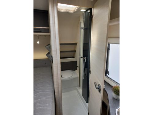 Caravelair Artica 520 mover-cassette-TV-beugel  foto: 15