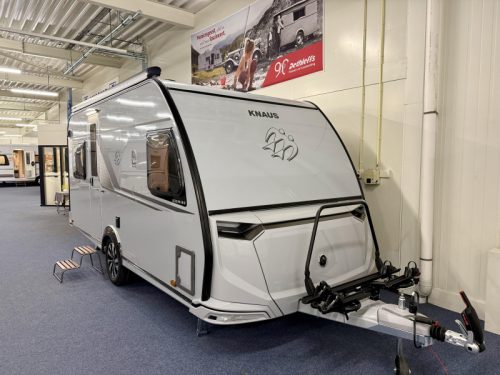 Knaus Sudwind Black Selection 450 FU model 2027 photo: 1