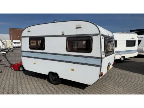 Roller One 380 dinette fixed bed toilet photo: 6
