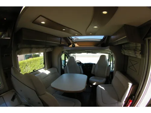 Hymer T 698 CL Queensbed, Hubdach, Garage Foto: 4