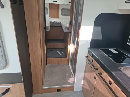 Chausson 777 Titanium Ultimate Einzelbetten XL Garage Foto: 16