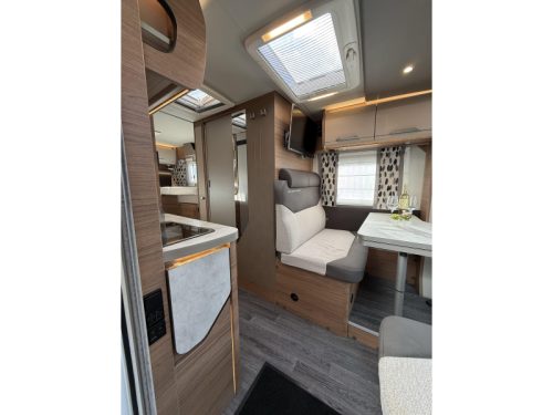 Knaus Van TI 650 MEG Automaat! Vol opties!  foto: 13