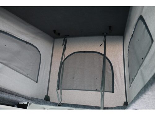 Fourgon am&eacute;nag&eacute; Volkswagen Transporter TDI 150ch Automatique T6 | Climatisation | Si&egrave;ges chauffants | Vitres &eacute;lectriques | 4 couchages | nouvel int&eacute;rieur | R&eacute;frig&eacute;rateur + cong&eacute;lateur | photo : 21