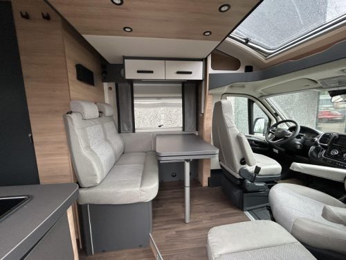 Knaus L!ve Wave 650 MEG BLACK SELECTION Foto: 3
