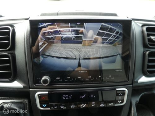 Sunlight Hymer Cliff 640 Adventure Edition Automatic photo: 11