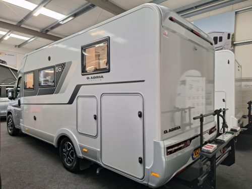 Adria Compact DL 60 Years Selection level airco fietsdr tv au  foto: 3
