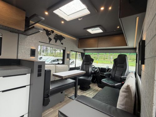 NIESMANN-BISCHOFF Flair 920ER Air Suspension EP-Level Full Options photo: 11