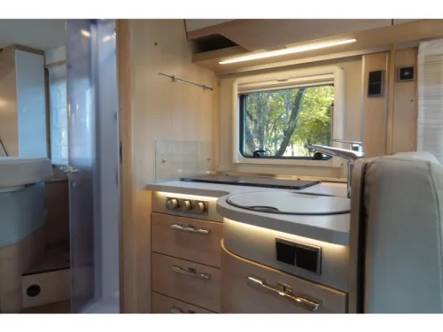 Hymer B-MC I 690 Bomvol optie! Foto: 16