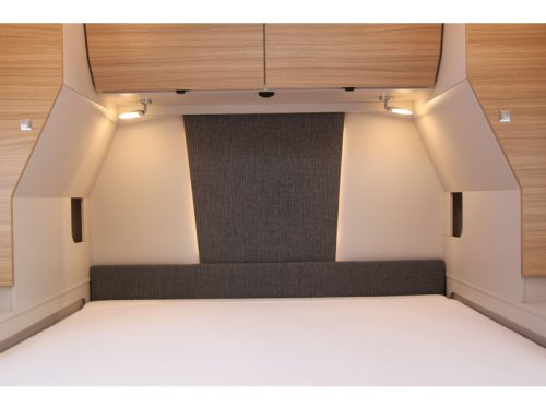 Dethleffs Pulse I 7051 GT-Line DBM Cama de matrimonio + Techo elevable foto: 44