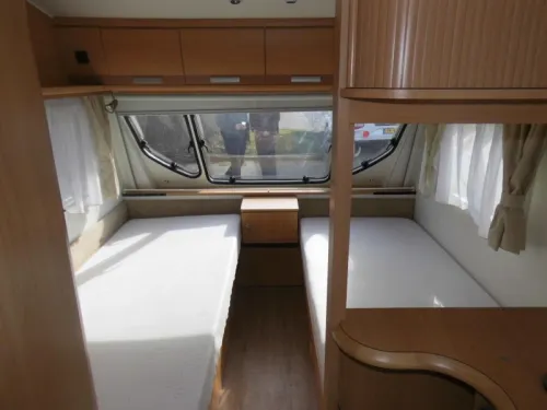 Chateau Calista 470 2x single beds, awning photo: 3