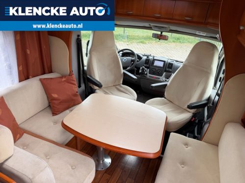 Hobby D 650 FLC 122.223km Air suspension Air conditioning Cruise control Fixed bed Oven WELL MAINTAINED LPG Neat photo: 5