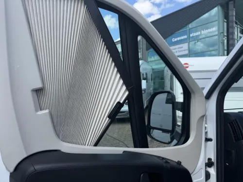 Pilote Essentiel P 700 single beds & cruise  photo: 11