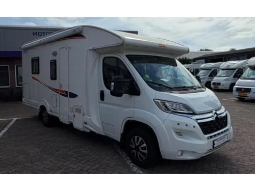P.L.A. Camper Voyager Queensbed Hubbett