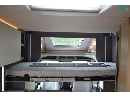 LMC Tourer Lift 664G photo: 11