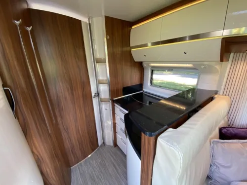 Hobby Premium Drive 70 GE Ausgezeichnet gepflegt Foto: 17