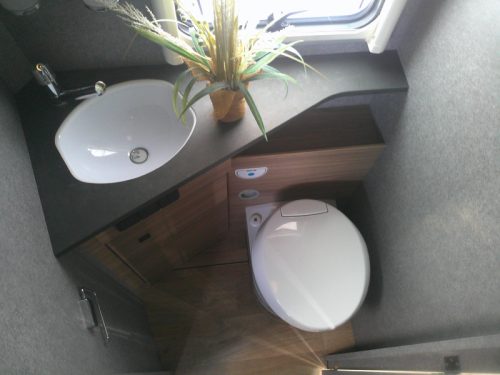 Dethleffs Trend I 7057 DBM Queensbed super completo foto: 12