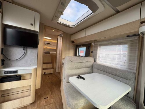 Hymer BMC-T 680 Vlakke vloer Foto: 7