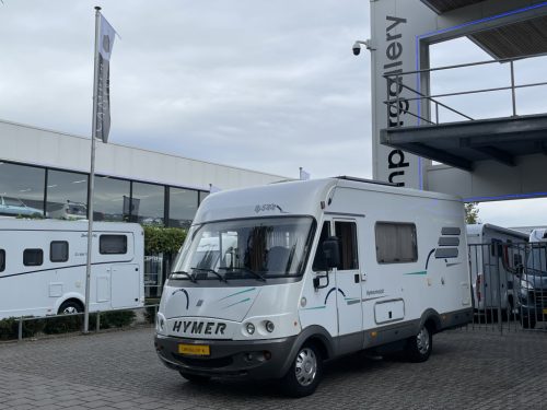 Hymer B544 HEFBED SOLAR PANEL ENGINE AIR CONDITIONING CRUISE CONTROL photo: 3