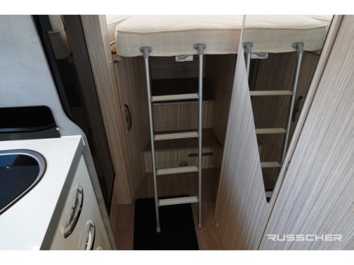 Elnagh T-LOFT 529 140Pk 5-Person Leveling System | Roof air conditioning | VAT camper photo: 12