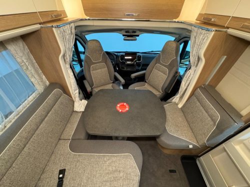 Malibu Carthago T 490 RB LE photo: 7
