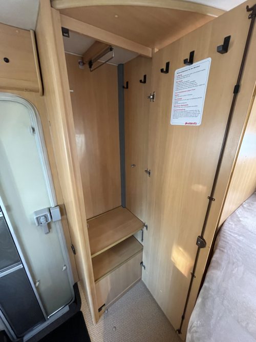 Dethleffs Advantage 6501 FRANSBED - TREINZIT foto: 8