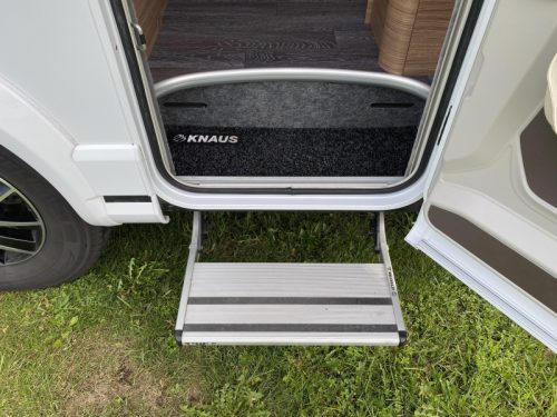 Knaus Van I 550 MF AS NEW !! photo: 11