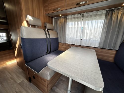 Weinsberg CaraHome 600 DKG Bunk bed/Overcab/6-seater photo: 14
