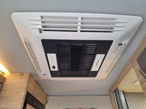 Knaus Van TI Plus 650 MEG AUTOMAAT+AIRCO+SCHOTEL photo : 9