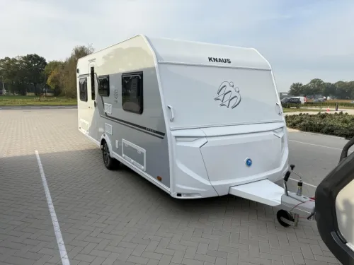 Knaus Sport Platinum 500 EU camas individuales / asientos redondos foto: 3