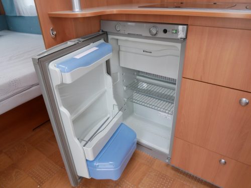 Caravelair Ambiance Style 475 Mover, Markise  Foto: 11