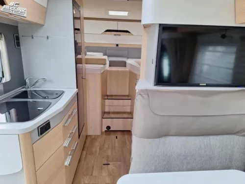 Hymer BMC-T 580 -2 LITS S&Eacute;PAR&Eacute;S-AUTOMATIQUE photo: 6