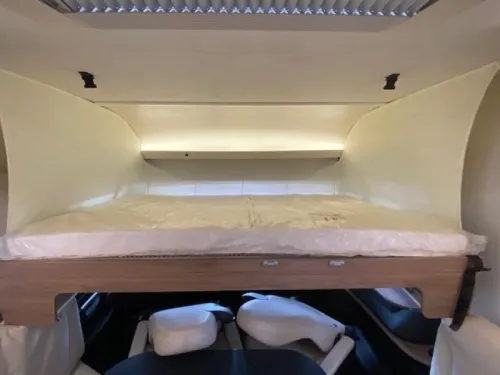 Pilote Essentiel G 740 Single beds + pop-top roof photo: 9