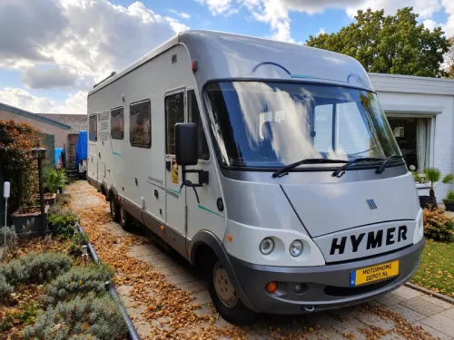 Hymer B694