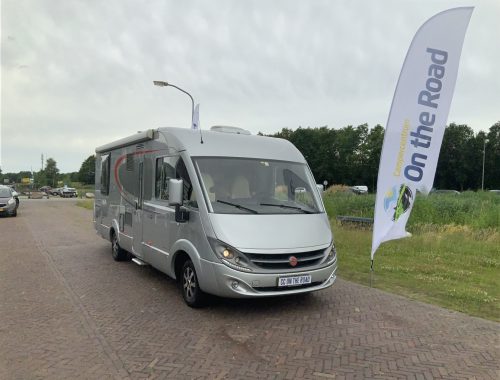 B&uuml;rstner Aviano 727 2.3 AUTOMATIC 150 HP integral, Engine air conditioning, Queen bed, level, side seating group Year 2012 Camper centrum on the road photo: 0