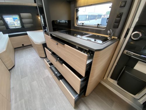 Hobby Maxia 585 UL Einzelbetten, Rundsitzgruppe  Foto: 14
