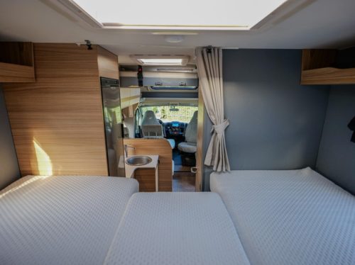 Dethleffs Just Camp 6812 EB LENGTEBEDDEN HEFBED! foto: 19