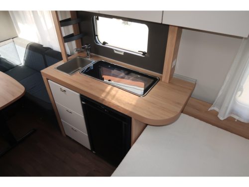 Knaus Sport 450 FU ZGAN !! MIT VORZELT Foto: 5