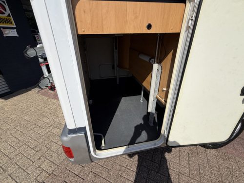 Hobby fiat ducato 2.8 dis timing belt replaced 4-07-24 at 102k km overcab bed bunk bed power steering awning bike rack solar panel Golds photo: 4