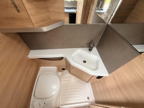 Knaus Sudwind 60 Years 460 EU Single beds MoverAwning photo: 8