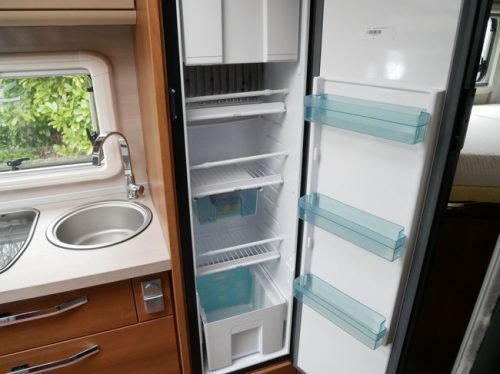 Knaus Van TI 650 MEG Platinum, Lits jumeaux, Climatisation de toit photo : 13
