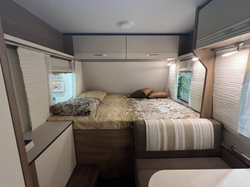 B&uuml;rstner Premio Life 425 TS photo: 2