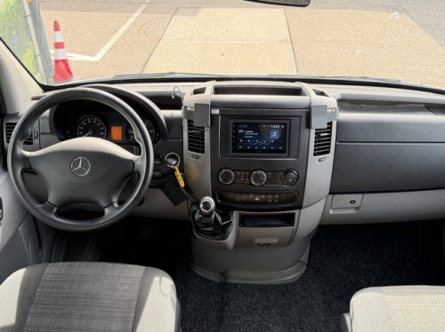 Mercedes-Benz Sprinter / Kostenlose Unterstellm&ouml;glichkeit Foto: 5