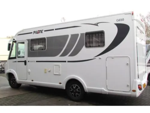 Pilote G 650 C Queensbed, Pop-top roof photo: 10