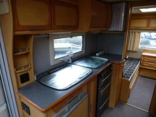 Elddis Crusader Solano 530 mover and awning photo: 8
