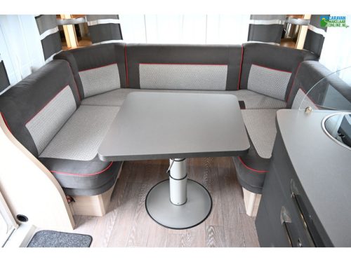 Hobby De Luxe 460UFe Foto: 8