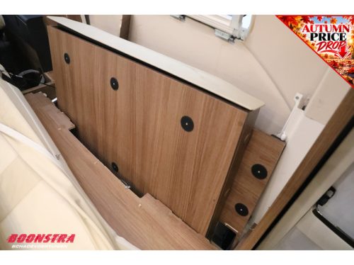 Carthago Chic S-Plus i61 XL LE 3.0 M.Jet Aut. Level Air suspension Roof air conditioning Solar TV Garage Navi Clima Camera Cruise photo: 15